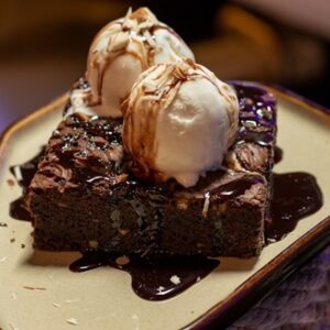 Sweet Treats: Easy Desserts and Snacks